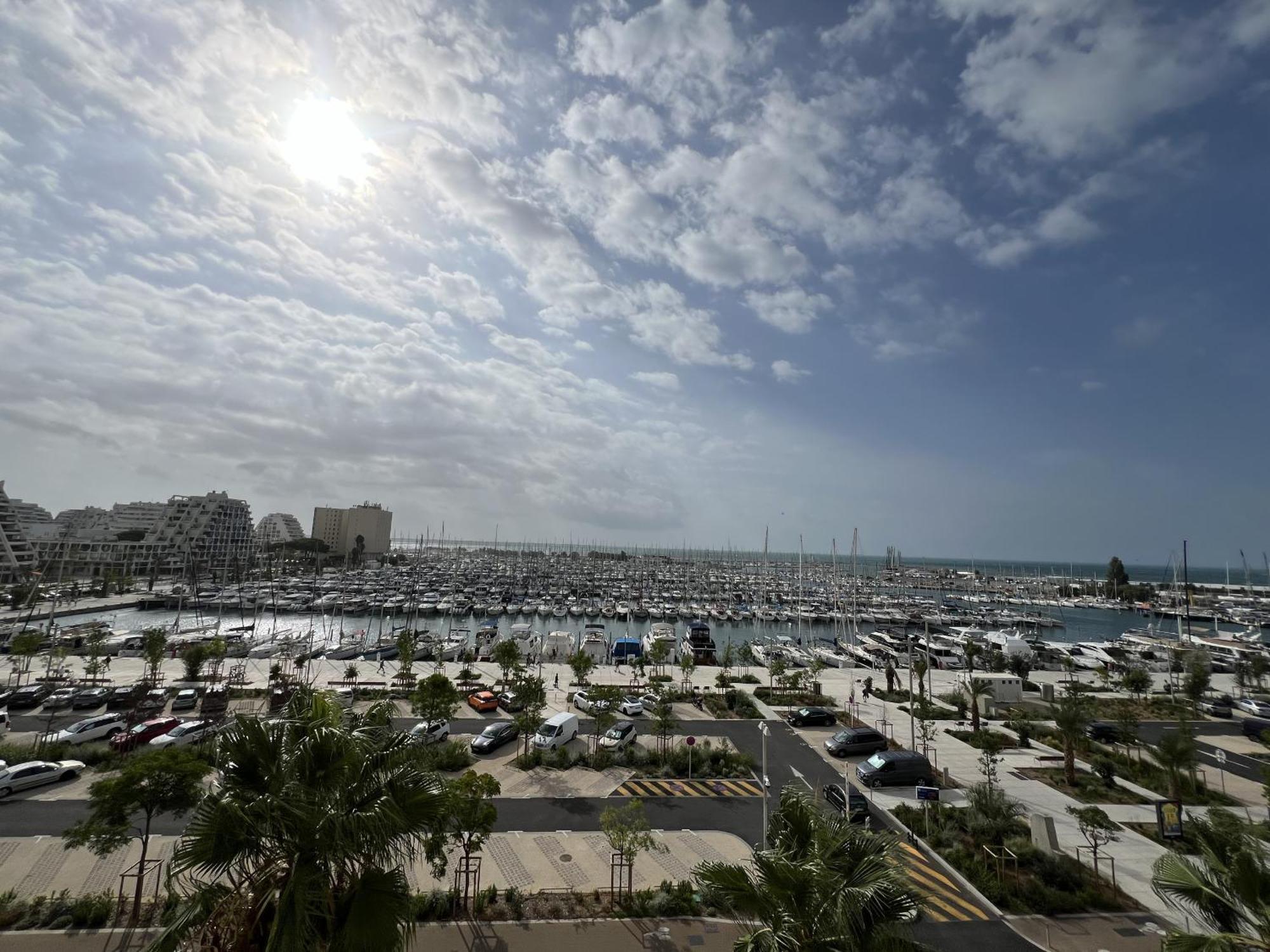 Sol-y-days Eden: Duplex Sea View Apartment La Grande-Motte