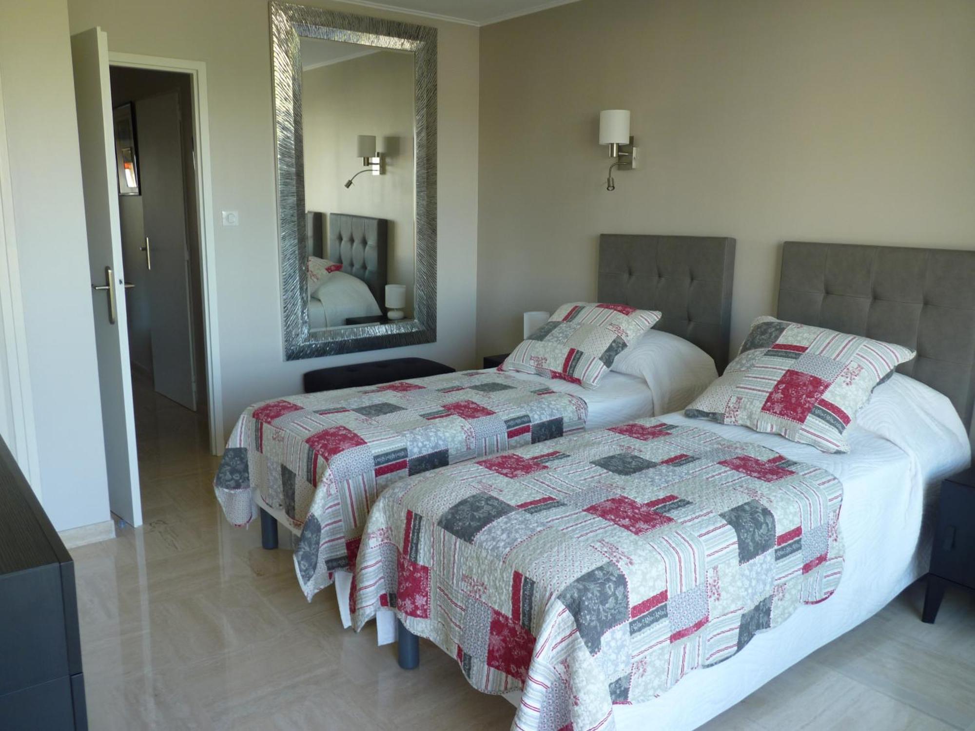Sol-y-days Eden: Duplex Sea View La Grande-Motte